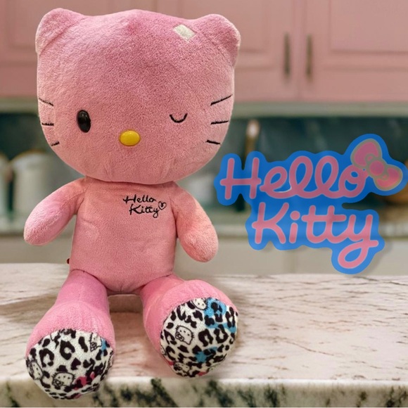 Limited Edition HELLO KITTY Sanrio Build A Bear Pink Winking Leopard 2012 - Picture 1 of 12